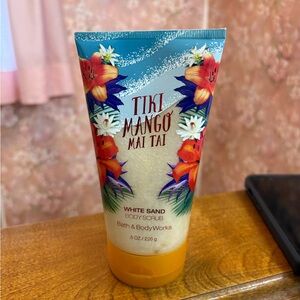 Bath & Body Works Blue and Orange Exfoliant Scrub